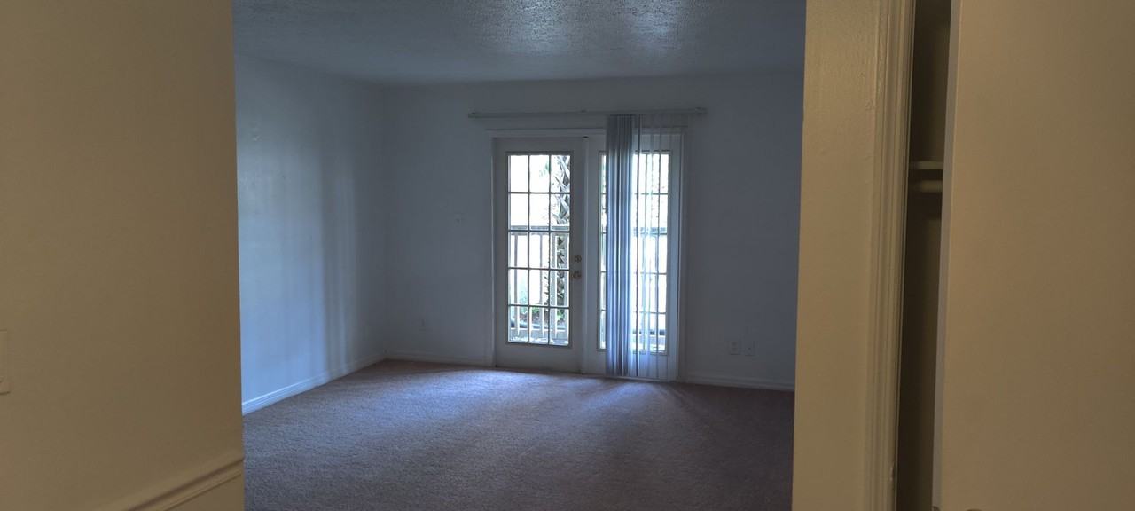 325 Wymore Rd - Photo 2 of 27