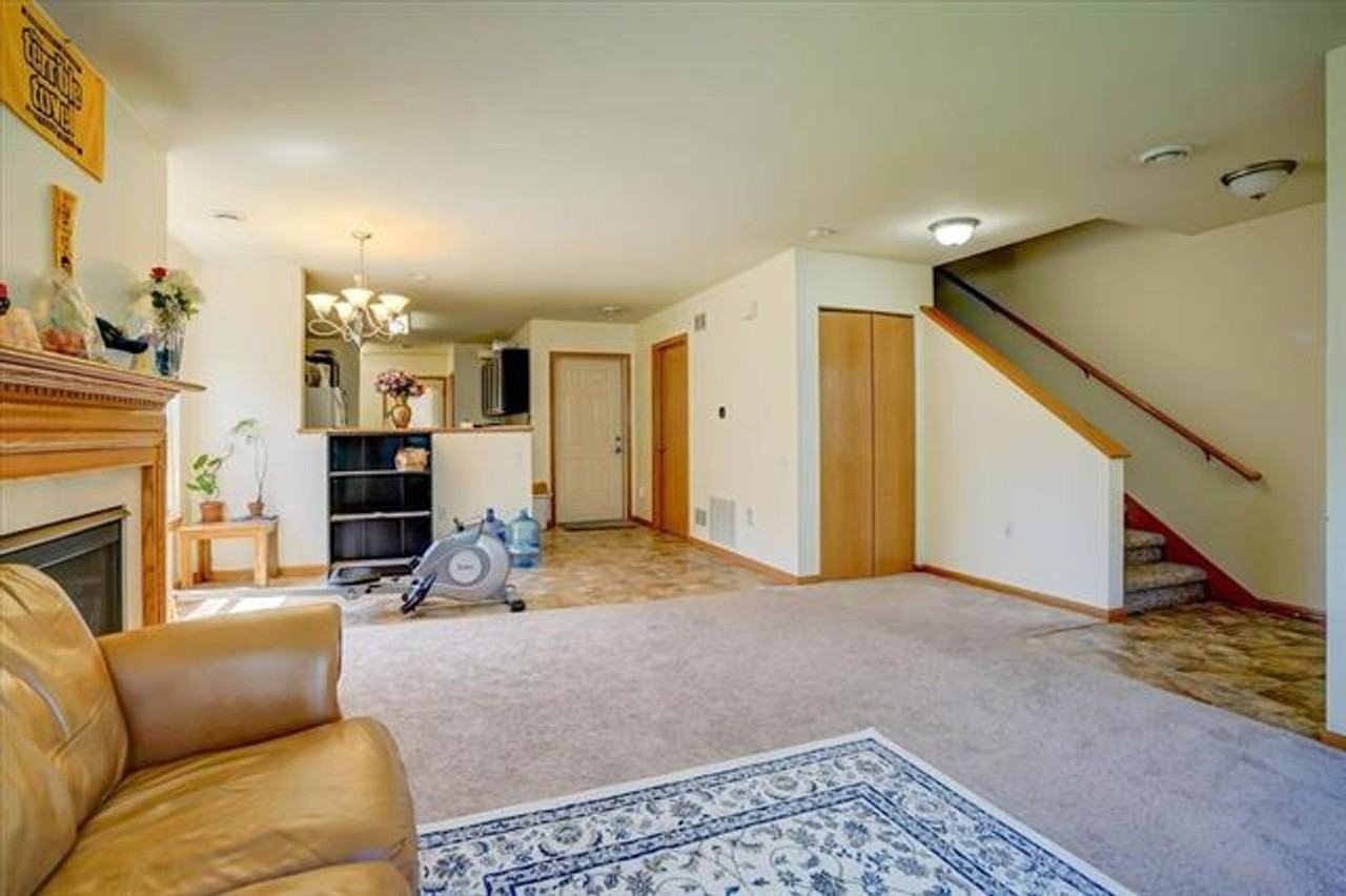 252 S Musket Ridge Dr #4 - Photo 4 of 24