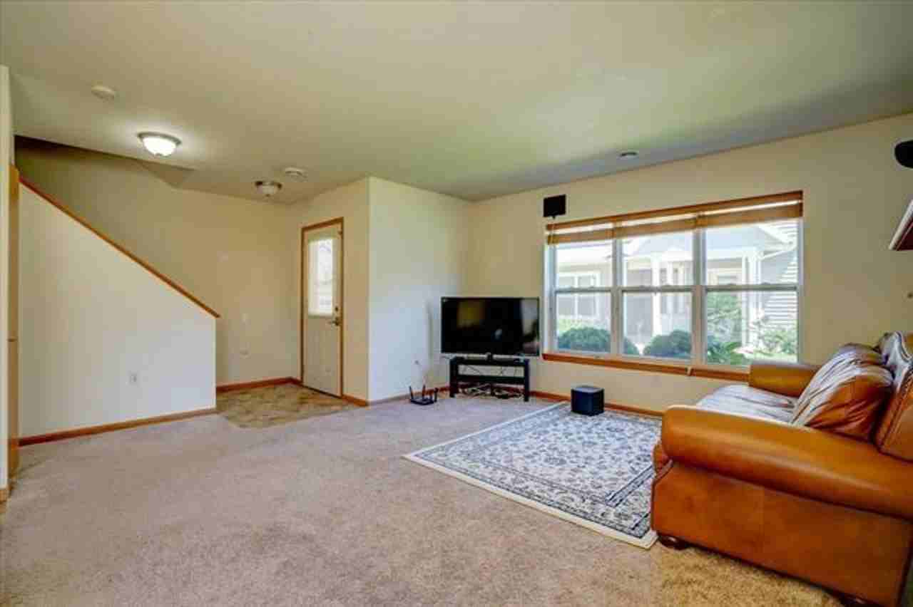 252 S Musket Ridge Dr #4 - Photo 5 of 24