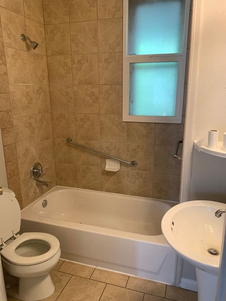 2122 House Ave - Photo 3 of 11
