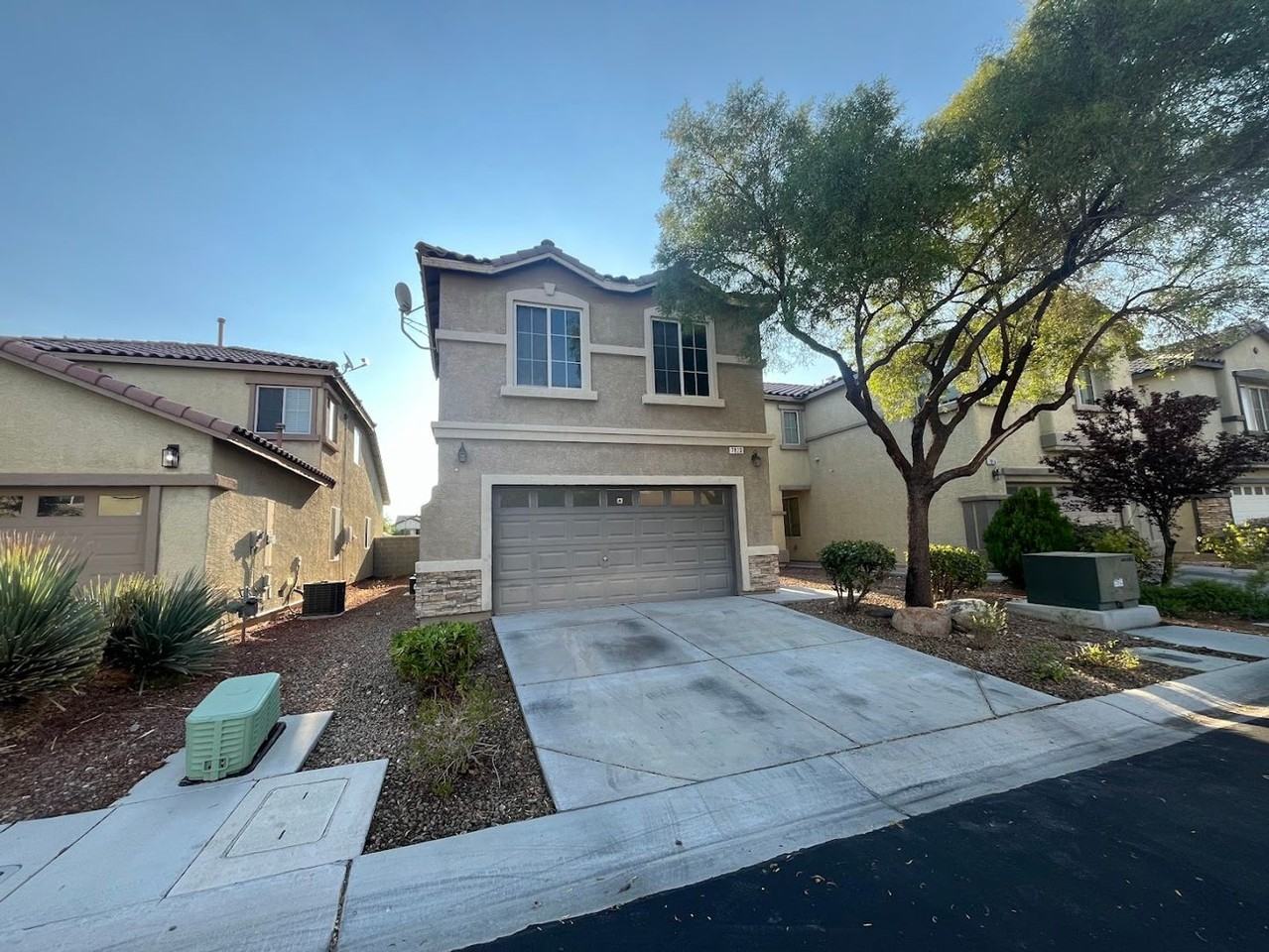 7820 Spartanburg St - Photo 2 of 46