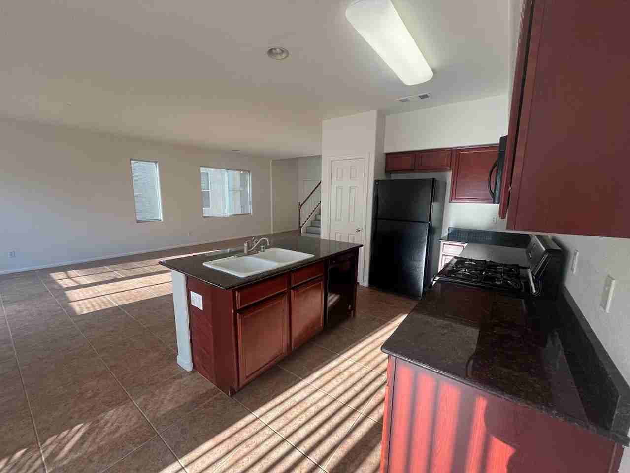 7820 Spartanburg St - Photo 5 of 46