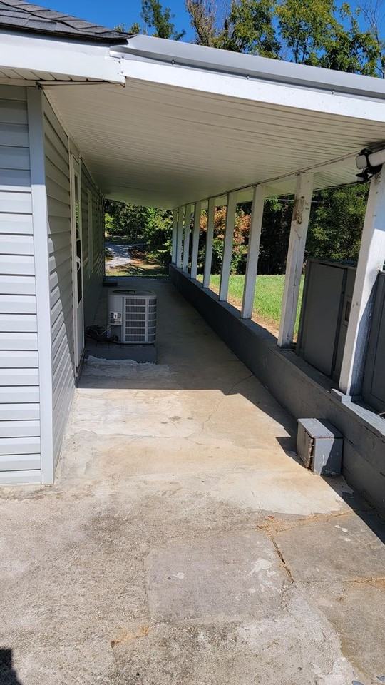 315 W Depot St - Photo 5 of 32