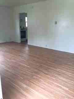 105 S Bryan Ave - Photo 3 of 12