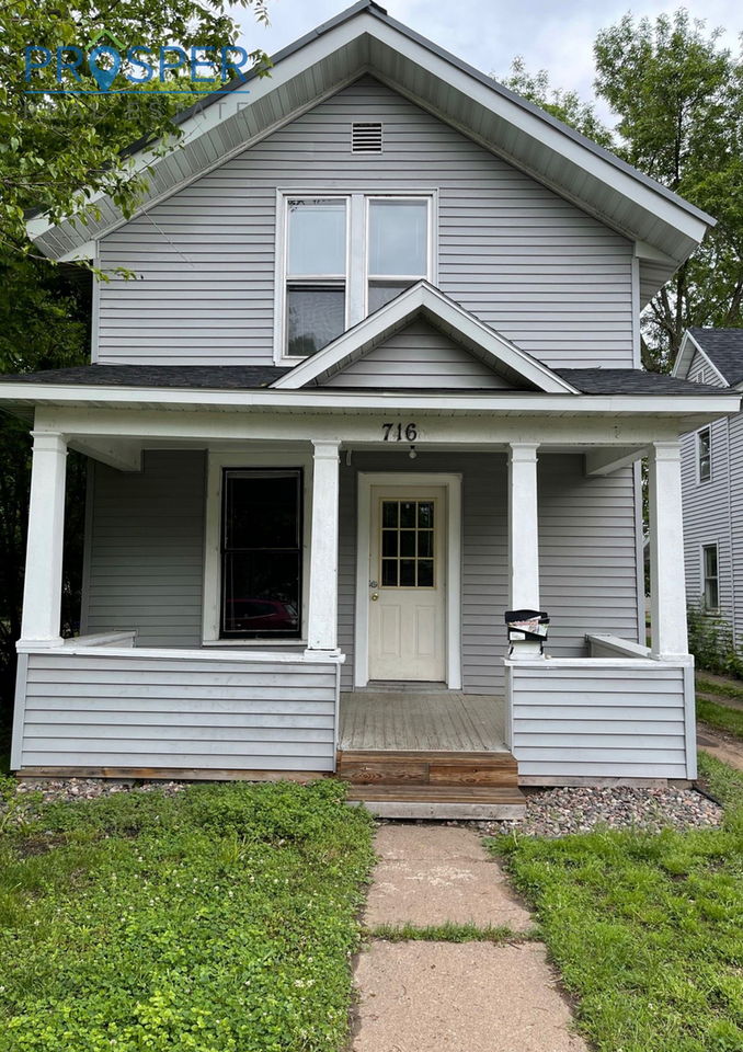 716 Niagara St - Photo 2 of 18