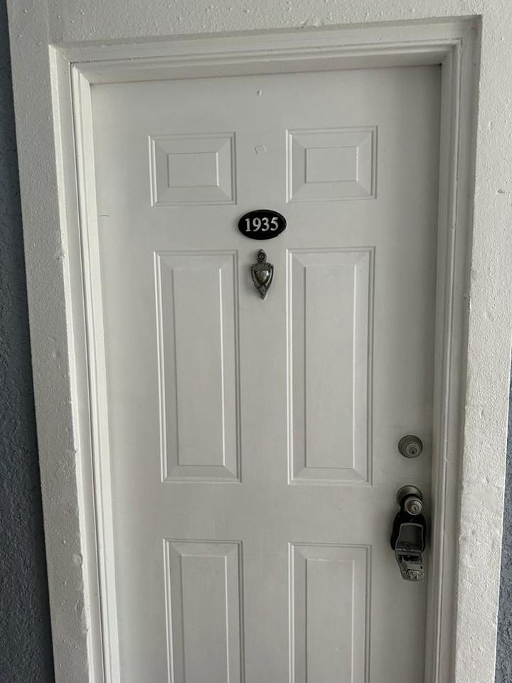 3713 Conroy Rd - Photo 6 of 16