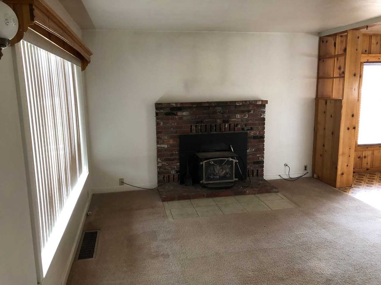 352 Center St - Photo 3 of 21