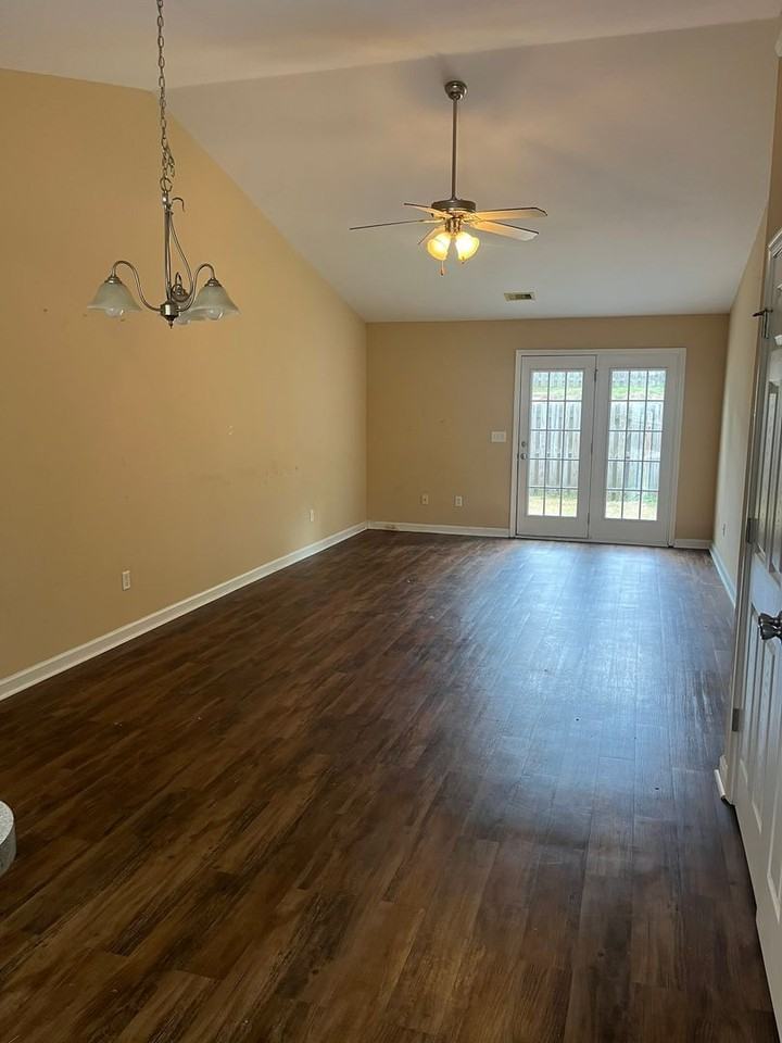 105 Buckhaven Way - Photo 3 of 10