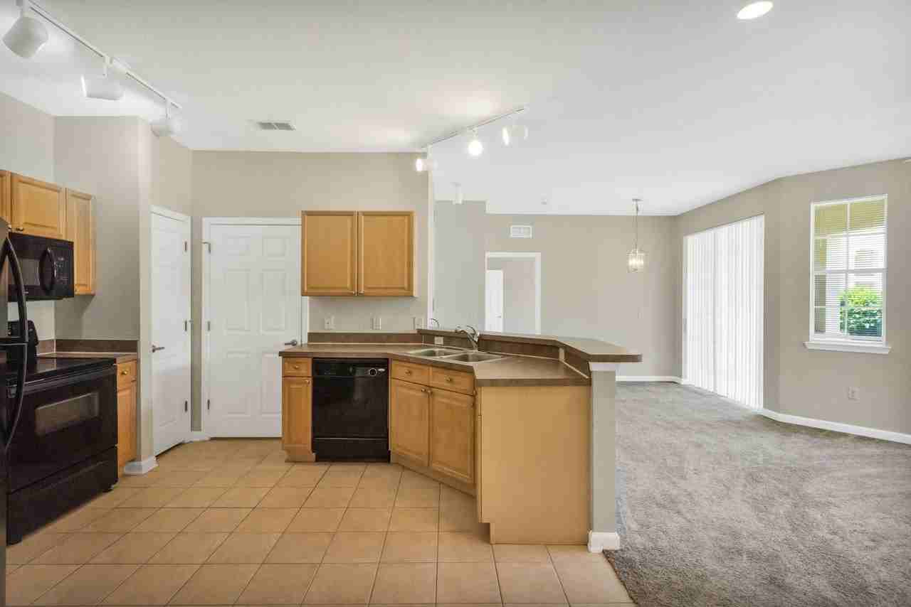 706 Terrace Ridge Cir - Photo 3 of 31