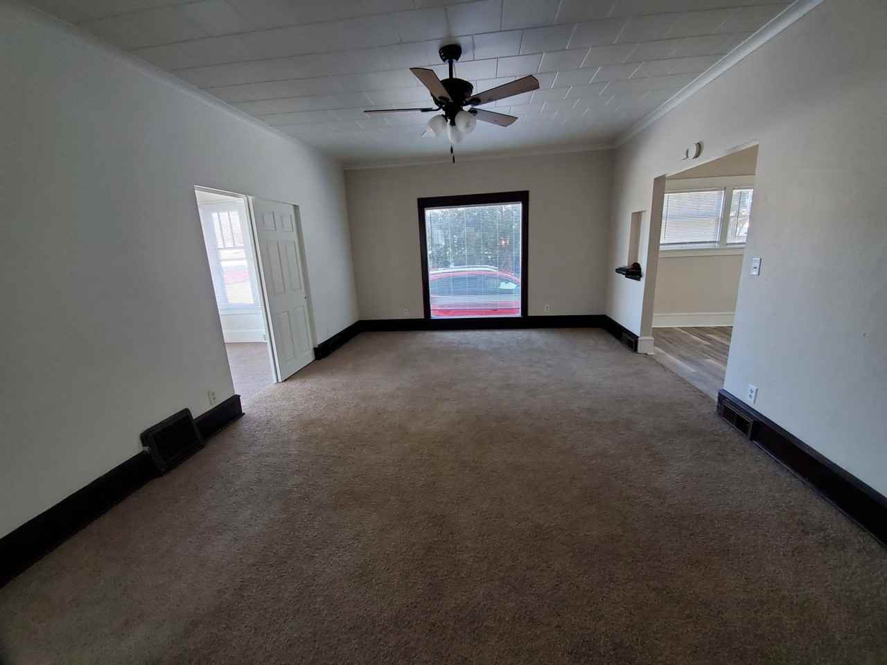 414 S Memorial Dr - Photo 3 of 18