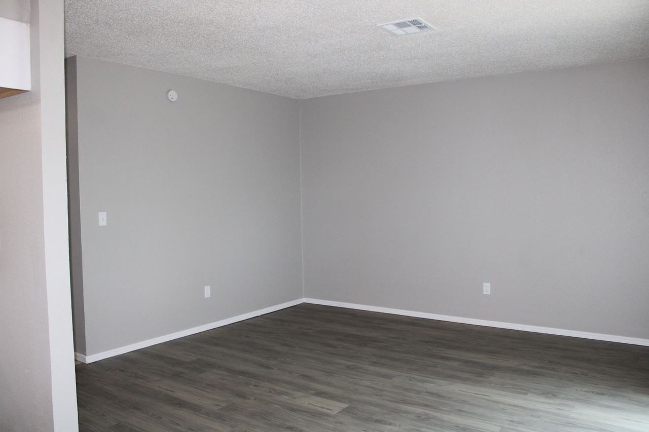 4221 Bonaparte Blvd - Photo 6 of 21