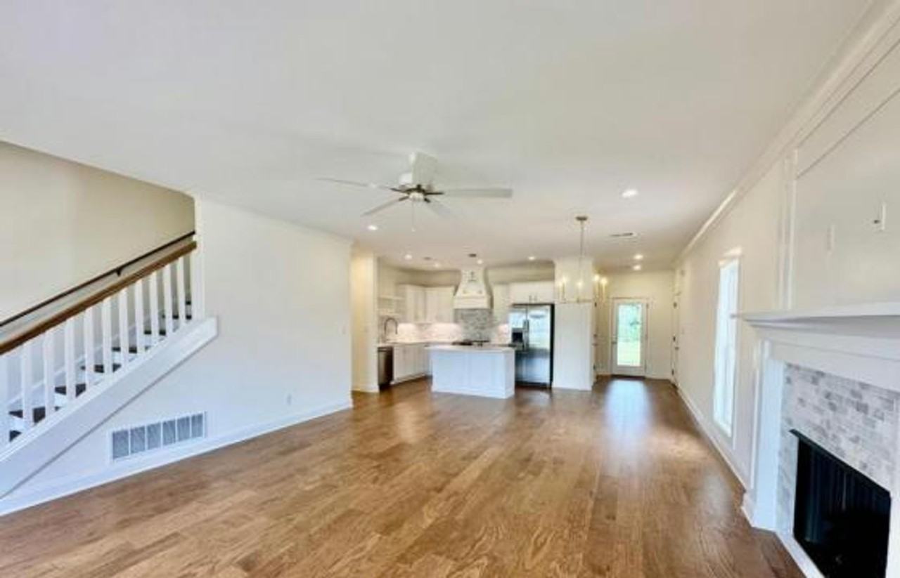 6388 1st St - Photo 4 of 16