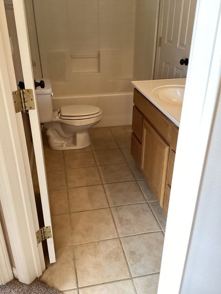 545 E 2015 N - Photo 6 of 14