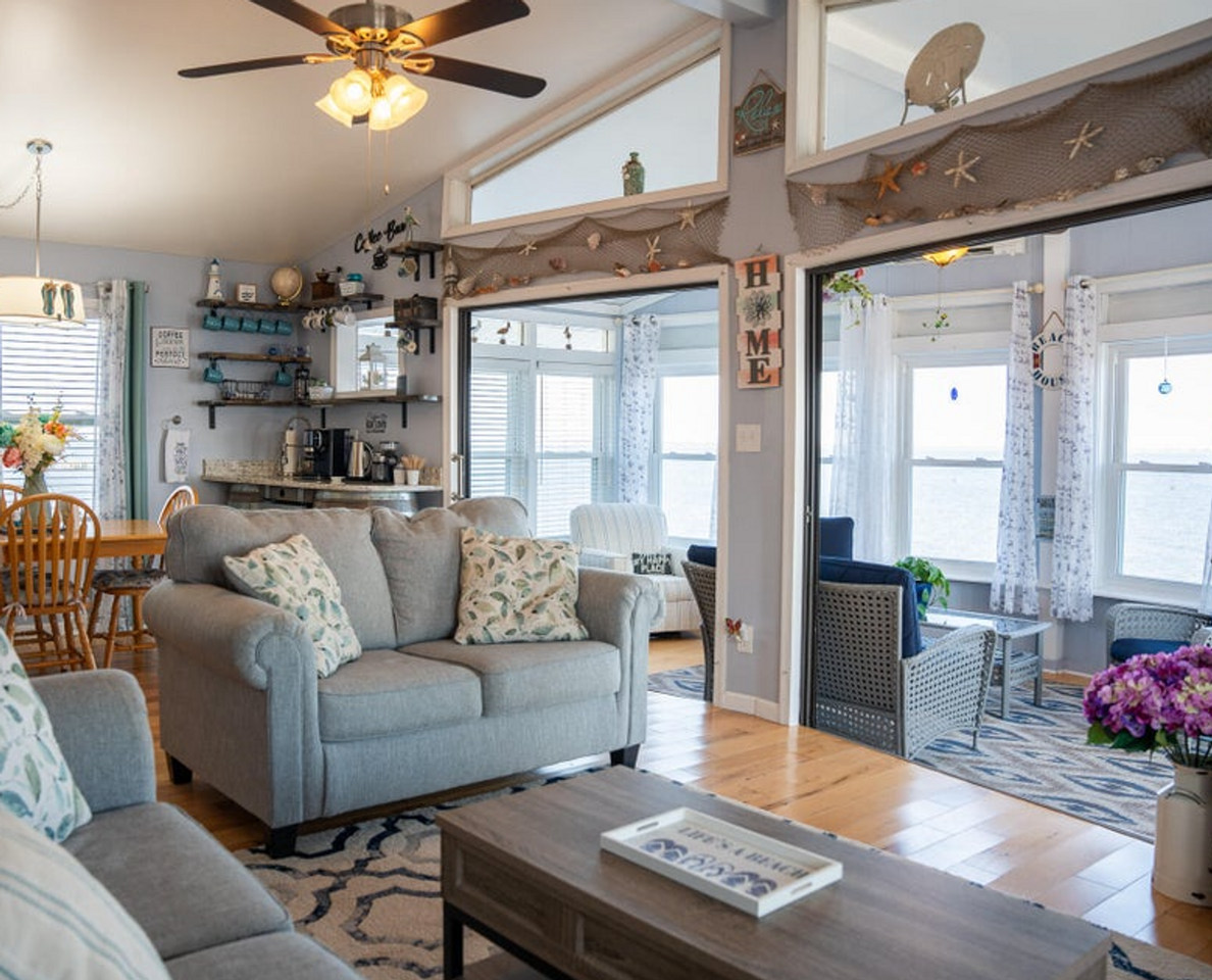 414 414 Driftwood Dr Shorter Term - Photo 3 of 17