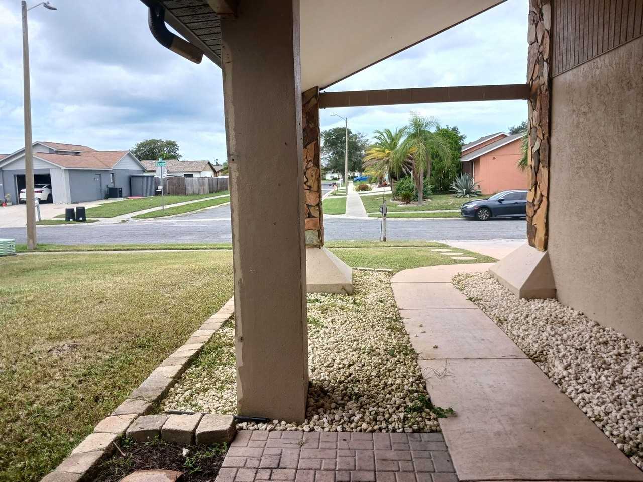 1134 Fuchsia Dr - Photo 2 of 35