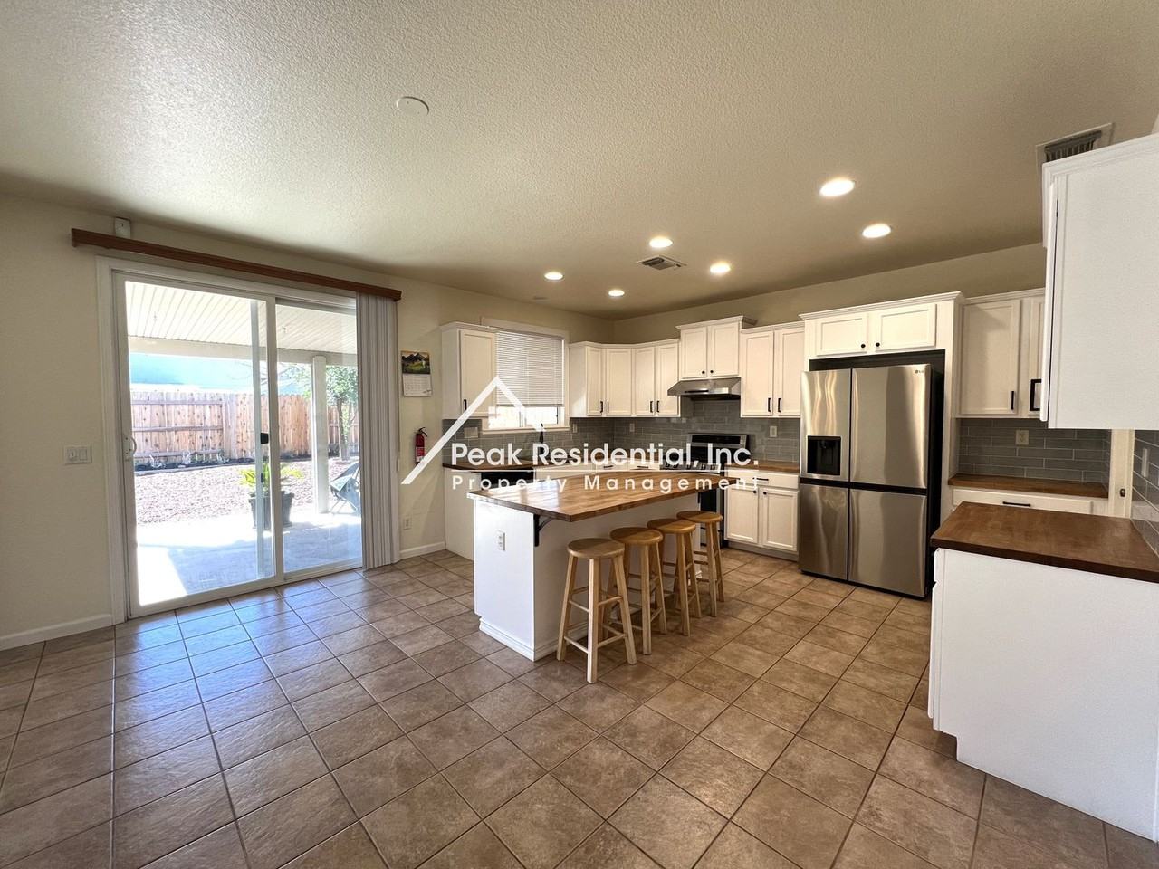 8220 Sheldon Place Dr - Photo 5 of 34