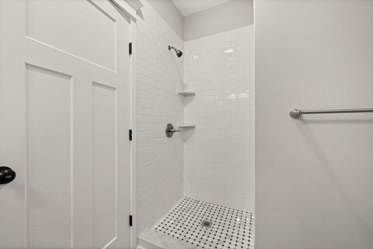 14 Dock St #3E - Photo 6 of 11