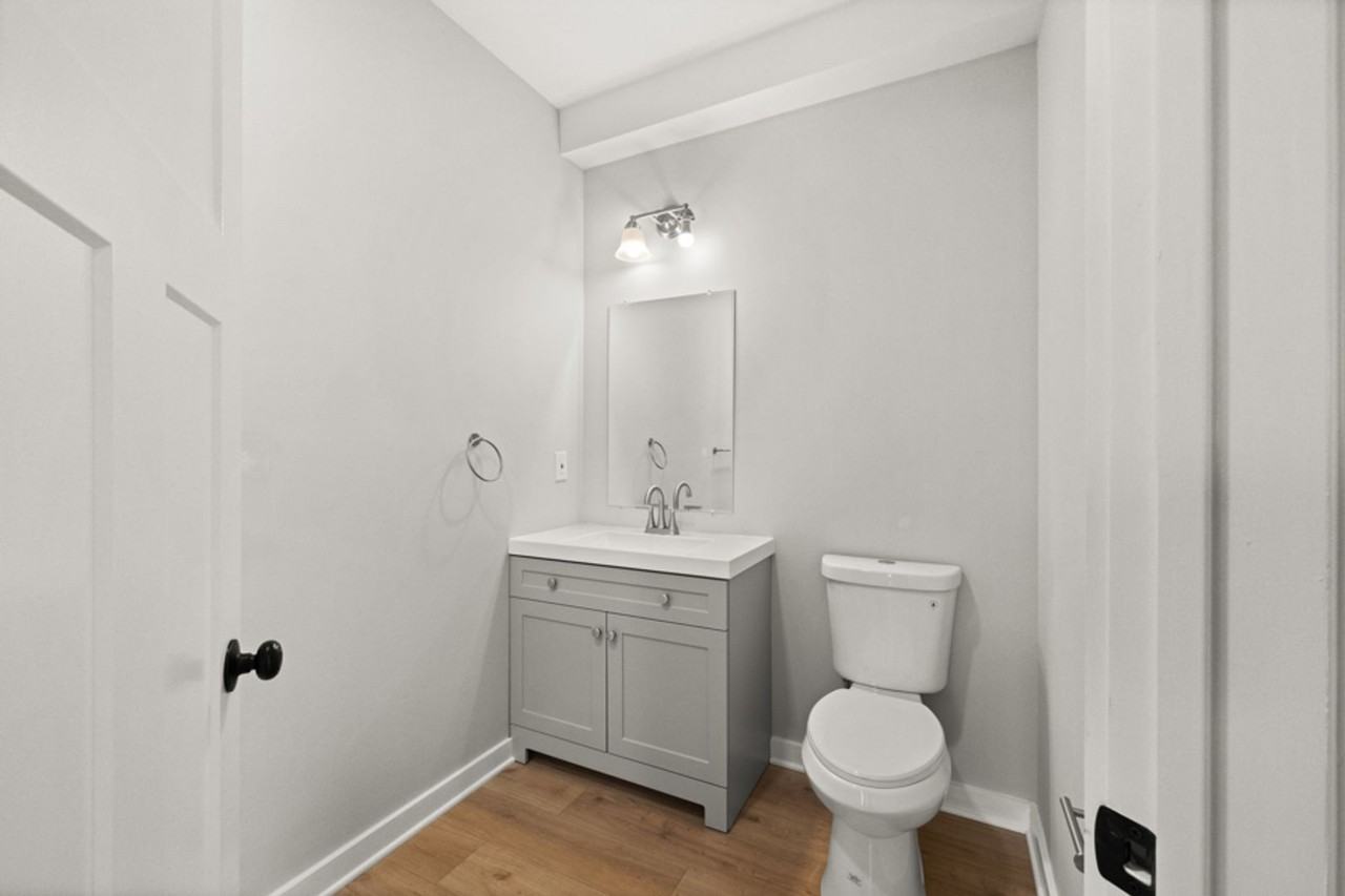 14 Dock St #3W - Photo 6 of 8