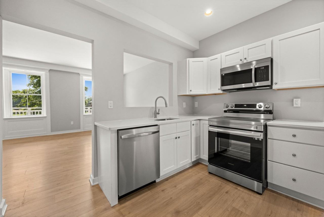 14 Dock St #3W - Photo 3 of 8