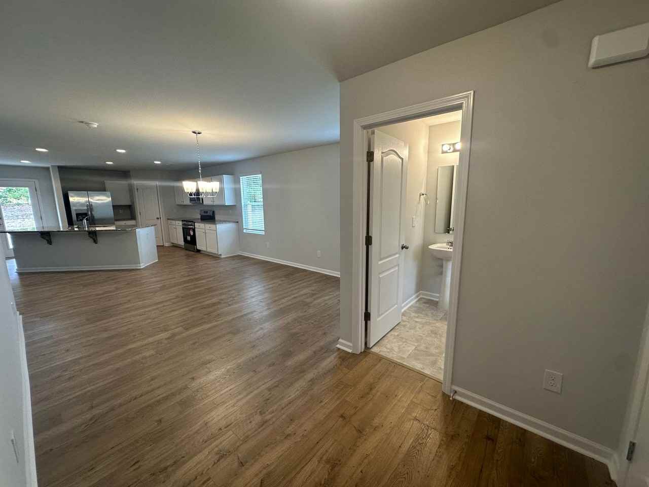 263 Chinook Ln - Photo 3 of 47