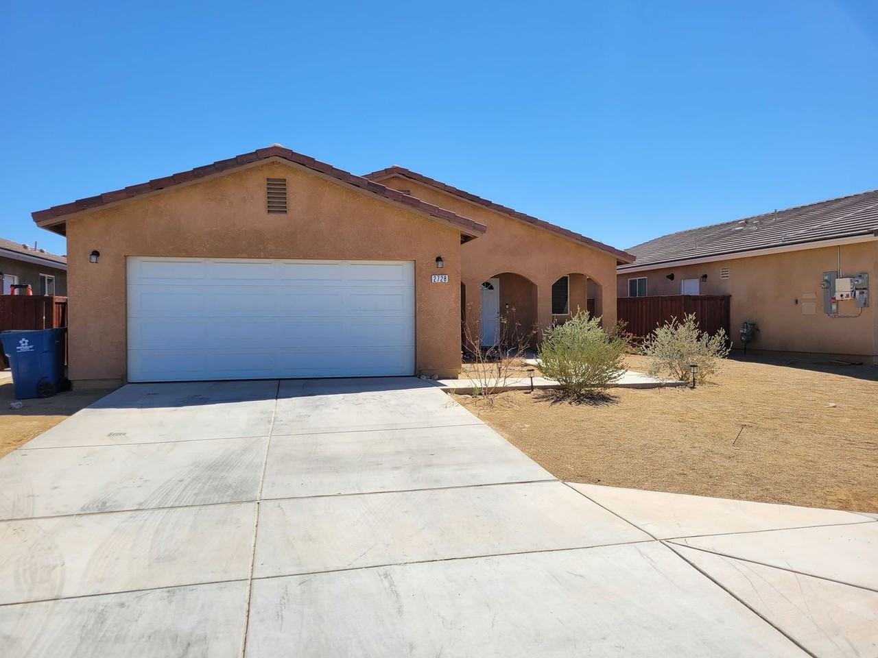 2728 Brighton St - Photo 2 of 21