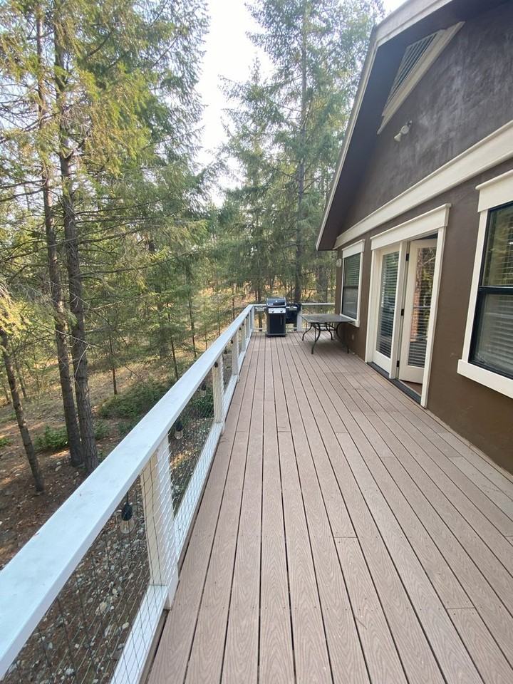 12695 S Lakeshore Rd - Photo 3 of 11