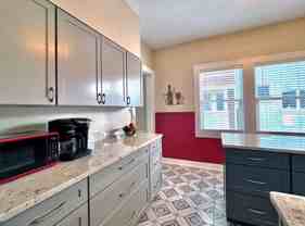 533 Livingston Ave NE - Photo 1 of 1