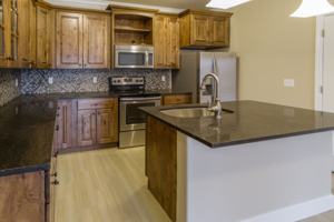 featured image of 1027 W 1033 N