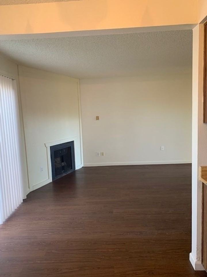 7758-7760 Pompei Court - Photo 3 of 7