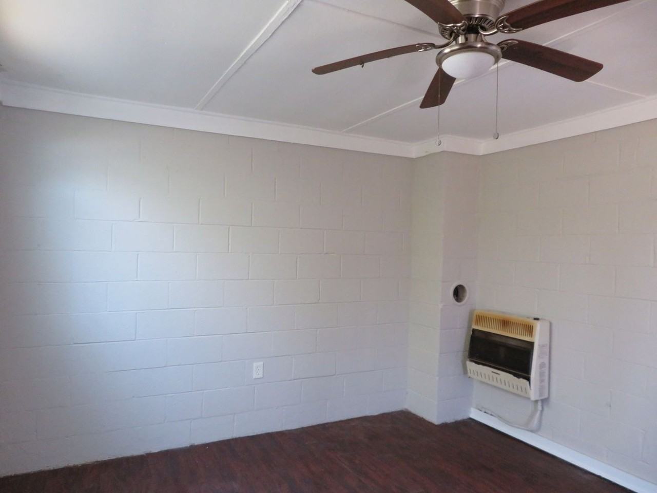 1201-1203  High Pearl Street - Photo 2 of 8