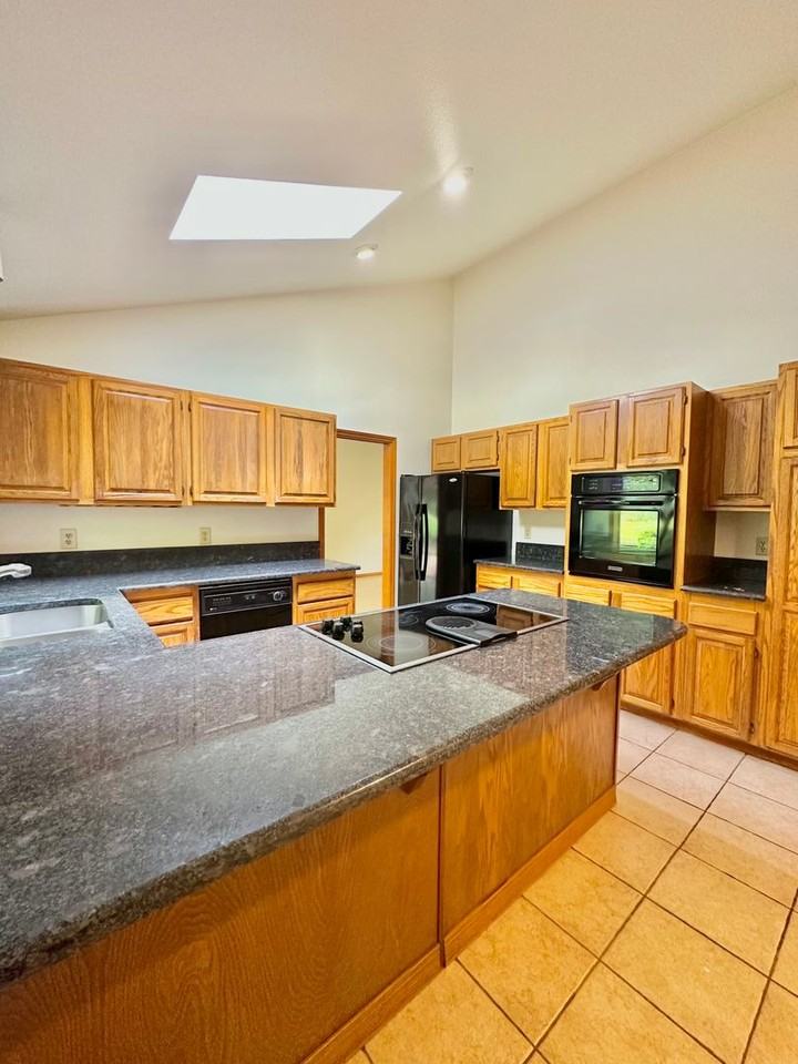 11160 Sw Novare Pl - Photo 3 of 14