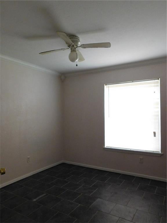 5417 Hitching Post Ln - Photo 6 of 7