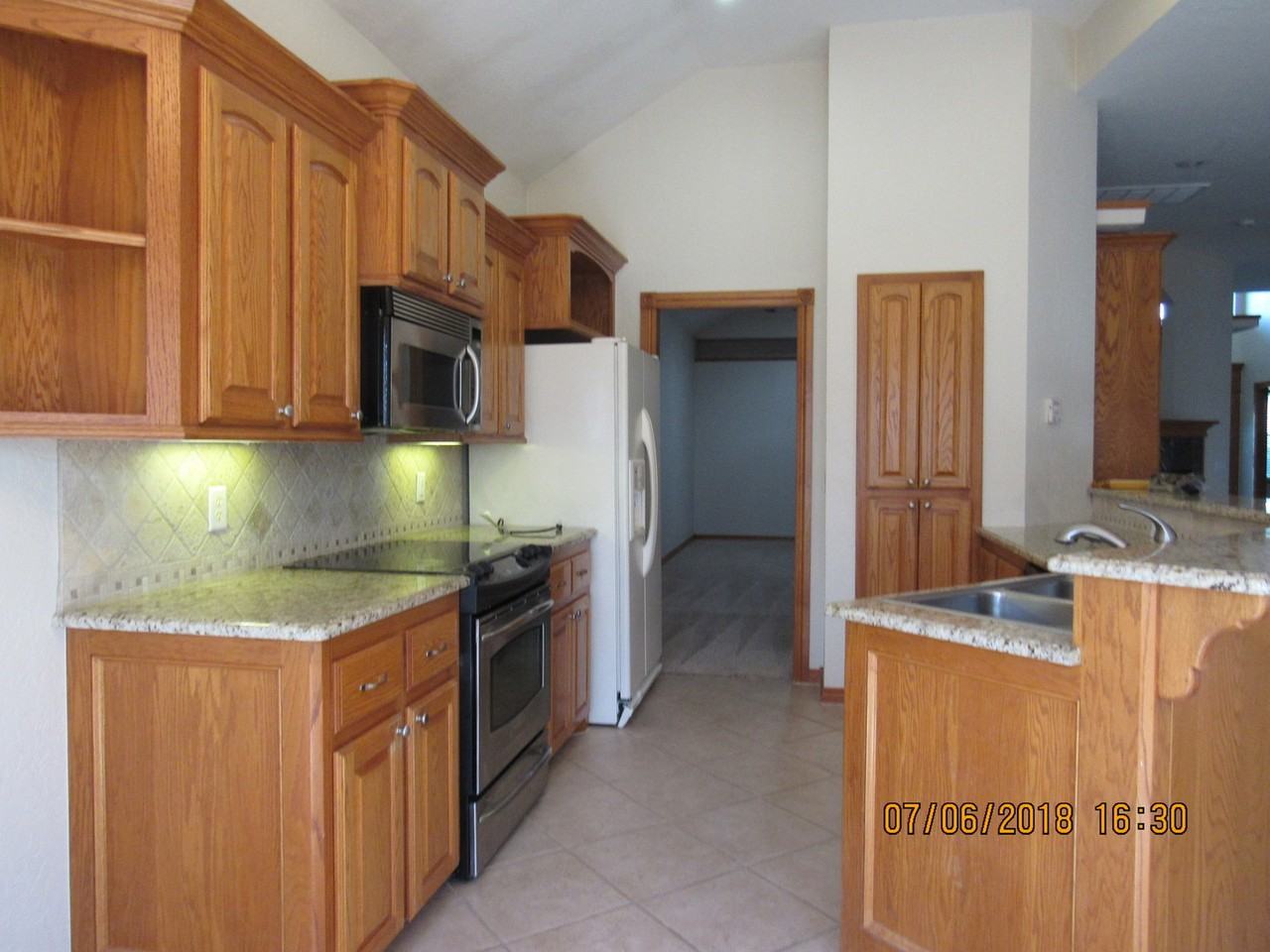 6904 Nw Maple Dr - Photo 7 of 22