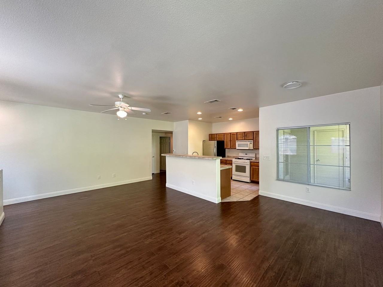 1501 Cardinal Peak Ln #202 - Photo 5 of 18