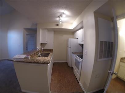 413 Fountainhead Cir - Photo 4 of 13