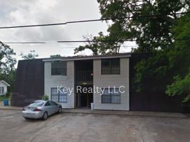 featured image of 214 Lee St Apt C #Apt C