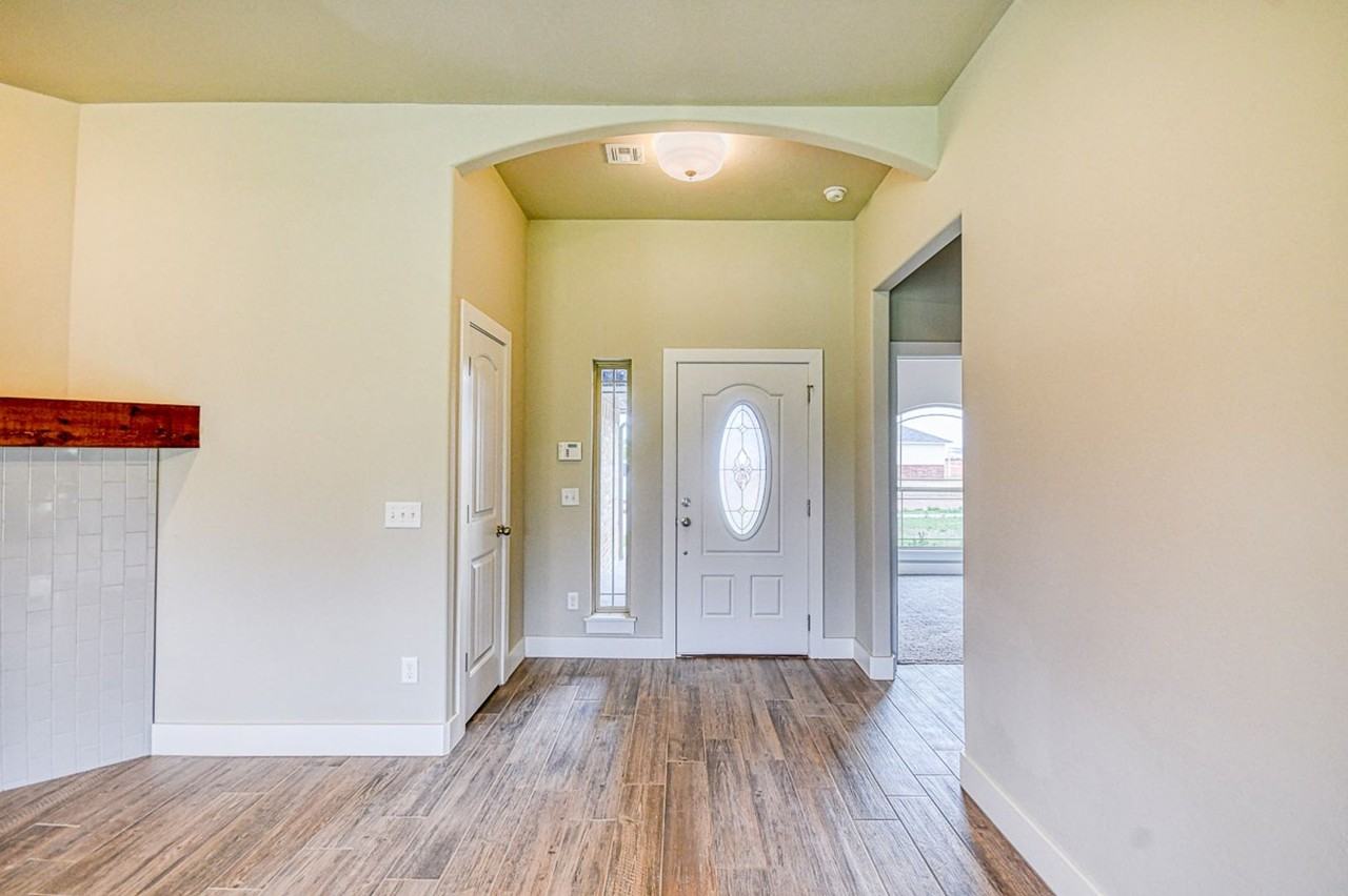 1016 E Jackrabbit Ln - Photo 6 of 29