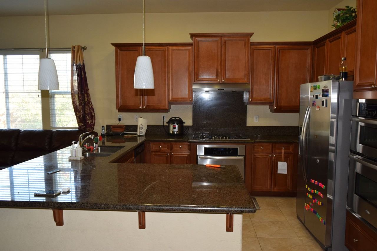 663 Lefevre Dr - Photo 6 of 29
