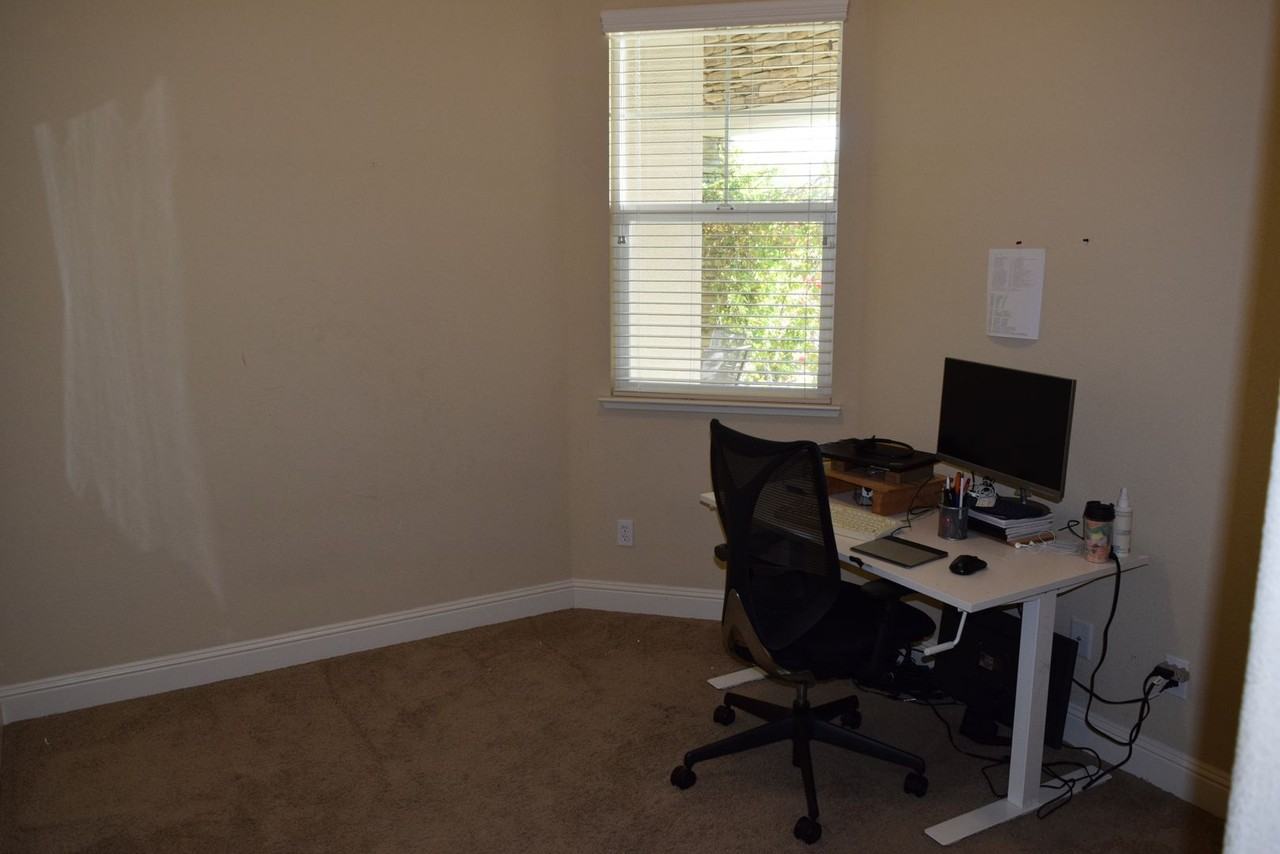 663 Lefevre Dr - Photo 2 of 29