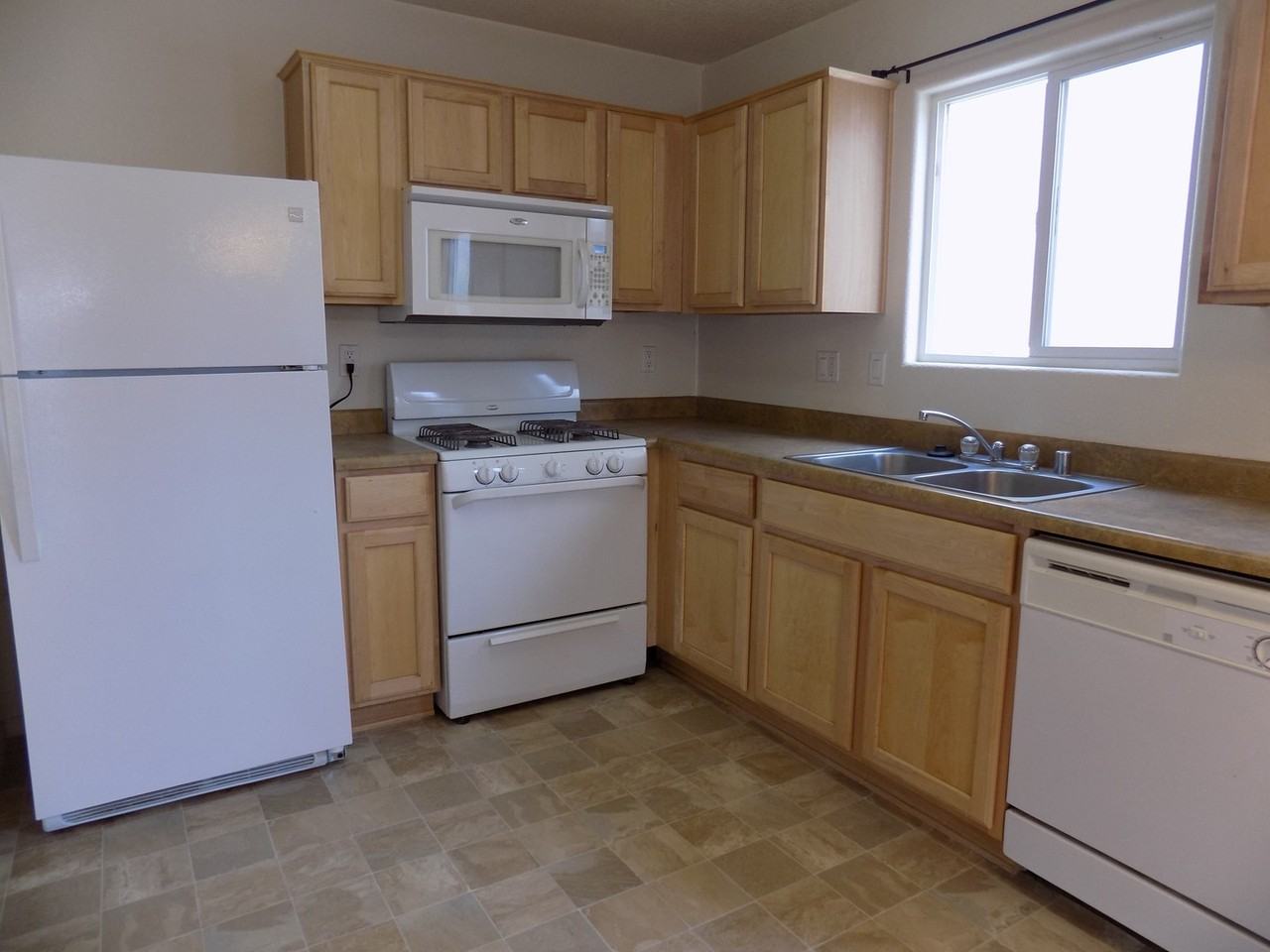 2536 Sarita Ave Nw - Photo 2 of 23