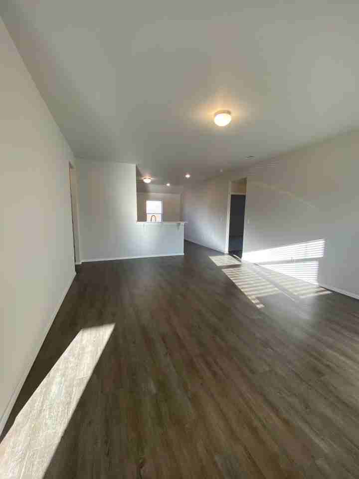 117 Cooper St - Photo 6 of 23