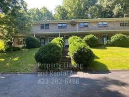 featured image of 310 W Chestnut St