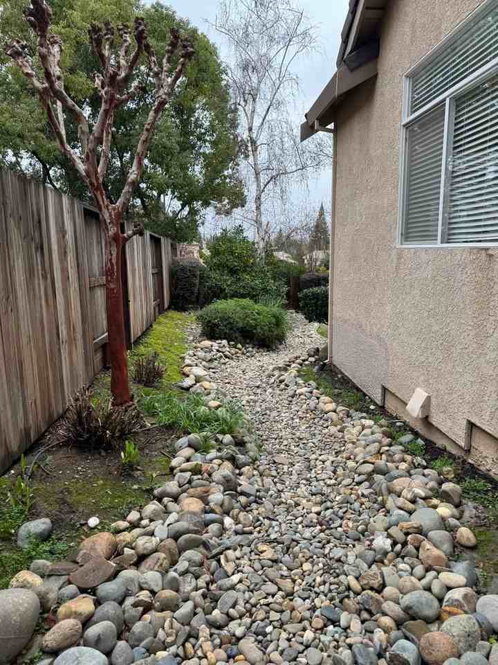 315 Canyon Falls Dr - Photo 3 of 41