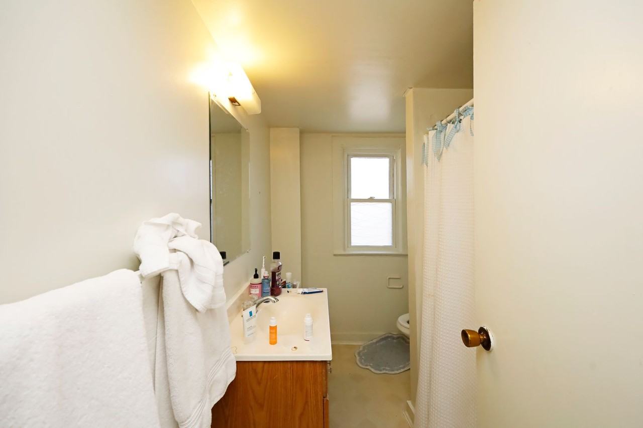 409 N Gregson St - Photo 6 of 13