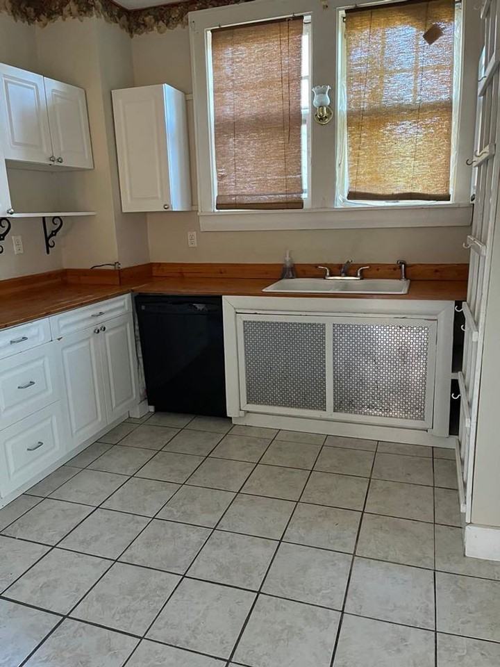 213 Beallview Dr - Photo 2 of 13