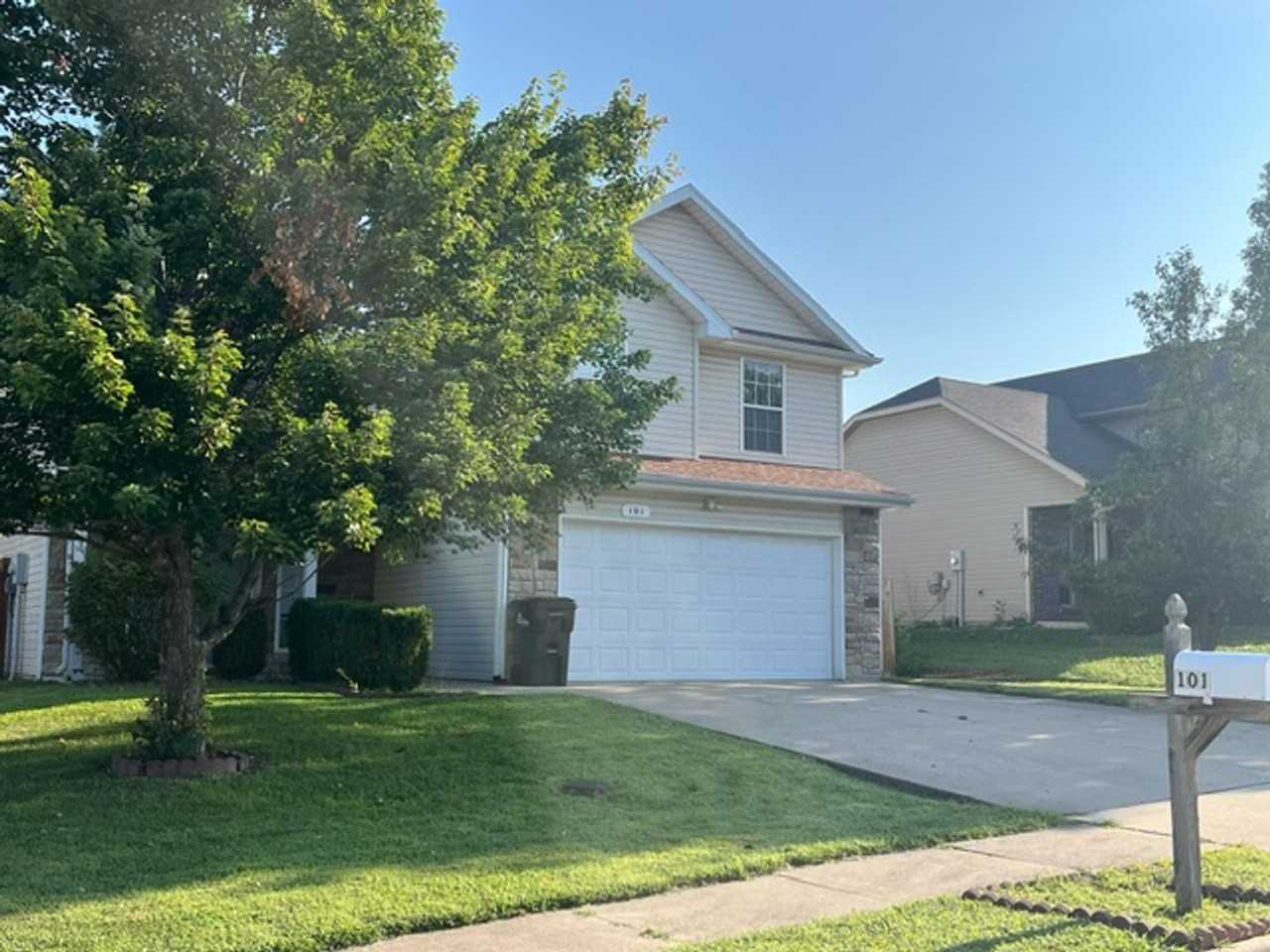 101 Amazon Dr - Photo 3 of 29
