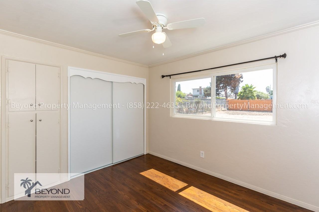 5177 Olvera Ave - Photo 3 of 16
