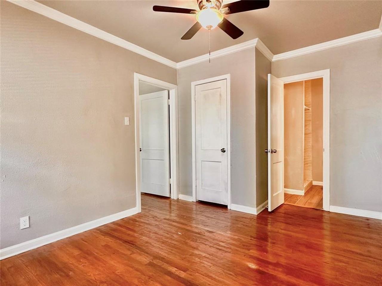 204 E 30th St - Photo 5 of 7