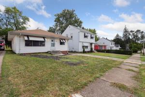 featured image of 5339 Elmwood Ave