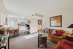 featured image of 1006 Cornell St